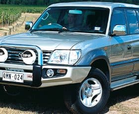 Προφυλακτήρας Sahara με θέση εργάτη της ARB για Toyota Landcruiser 100 έως 10/02