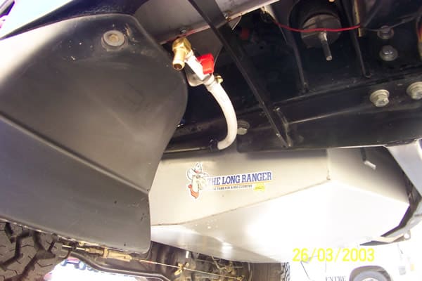 Toyota Land Cruiser 100 Series V8 & Turbo Diesel Wagon - Long Range TR62 Fuel & Water Combo Tank