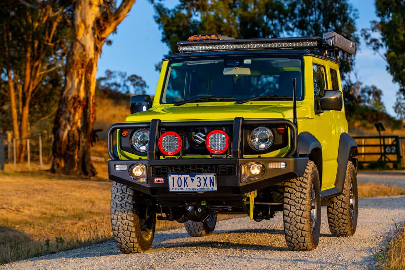 profylaktiras-arb-me-thesi-ergati-gia-to-neo-suzuki-jimny Προφυλακτήρας ARB με θέση εργάτη για το νέο Suzuki Jimny - Image 1