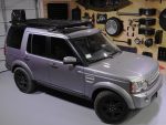 Land Rover Discovery LR3/LR4 Slimline II Roof Rack Kit - by Front Runner - Image 4