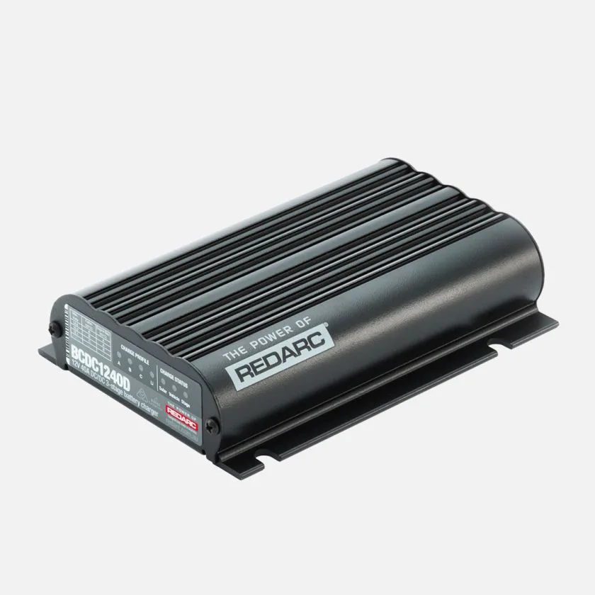 fortistis-redarc-bcdc-classic-under-bonnet-40a-dc-battery-charger1 Φορτιστής REDARC BCDC CLASSIC UNDER BONNET 40A DC BATTERY CHARGER - Image 1