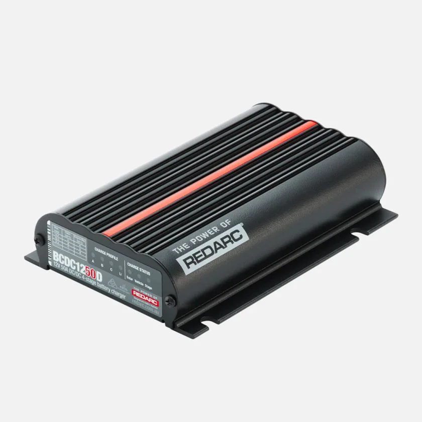 fortistis-redarc-bcdc-classic-under-bonnet-50a-dc-battery-charger1 Φορτιστής REDARC BCDC CLASSIC UNDER BONNET 50A DC BATTERY CHARGER - Image 1